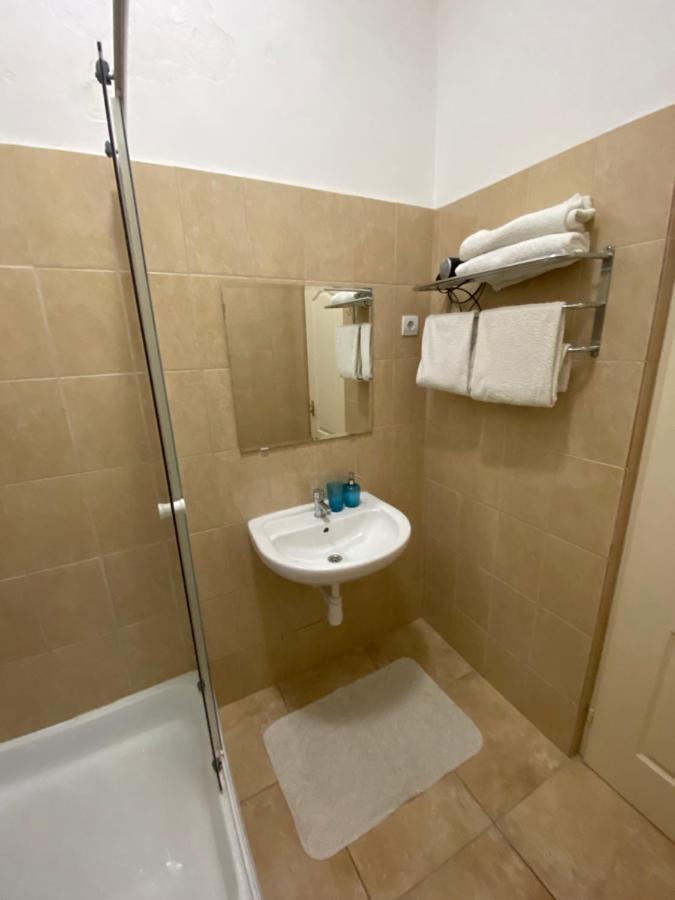 Monolit Budapest Center Guesthouse Eksteriør billede